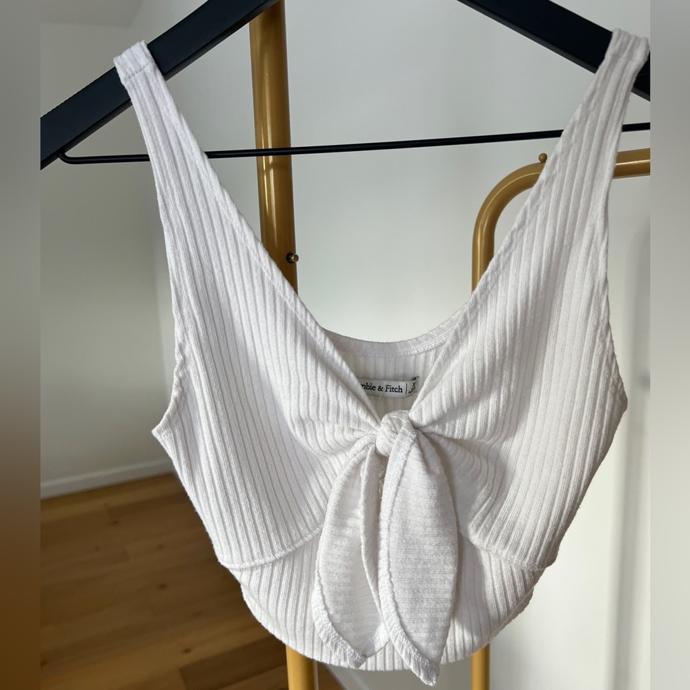 Abercrombie & Fitch White Ribbed Tie-Front Top